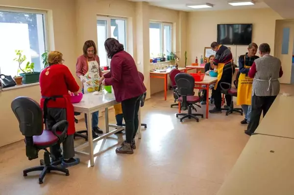 Tepebaşı Belediyesi'nden özel bireyler için dekoratif sabun atölyesi