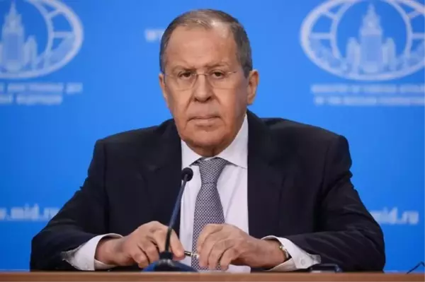 Rusya Dışişleri Bakanı Lavrov'dan İran'a Taziye Mesajı: 'Gerçek Vatanseverler Olarak Hatırlayacağız'