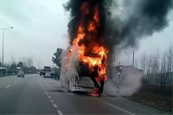 Samsun'dan yola çıkan otobüs alev alev yandı, yolcular canını zor kurtardı