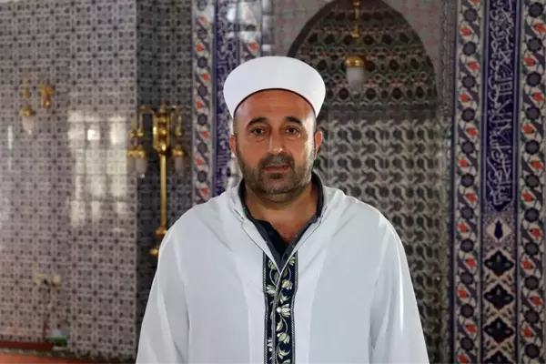 Darbe yanlılarının hakaretlerine uğrayan imam o günleri anlattı