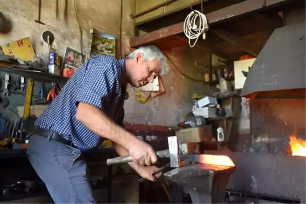 Kurban Bayramı öncesi tescilli Sivas bıçağına yoğun talep var