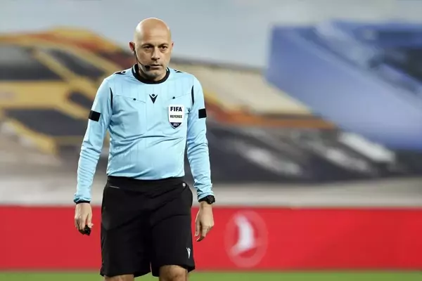 UEFA, Cüneyt Çakır ve Ali Palabıyık'a Avrupa Ligi maçlarında görev verdi