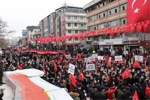 Son dakika! Gara'da 13 Türk vatandaşının şehit edilmesine tepki yürüyüşü (3)