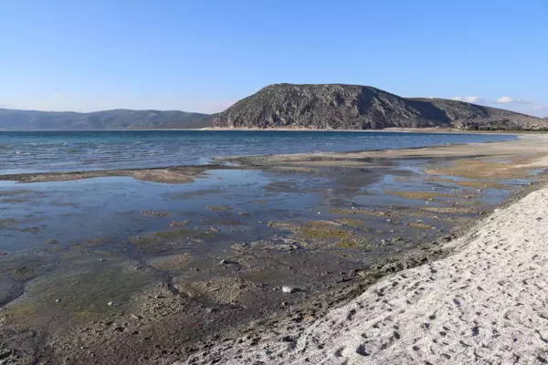 BURDUR Tabiat Varlıklarını Koruma Genel Müdürü Kahraman'dan Salda Gölü açıklaması