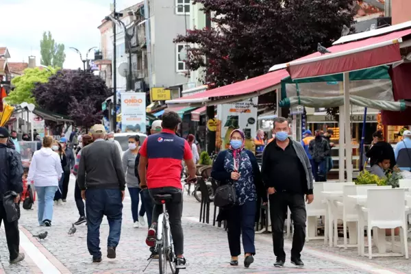 Bulgaristan ve Yunanistan'la yapılan aşı sertifikası anlaşması Edirneli esnafları sevindirdi