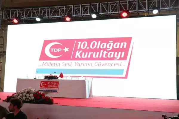 Kuzey Makedonya'da Türk Demokratik Partisi başkanlığına Beycan İlyas yeniden seçildi