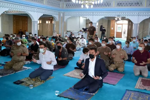 Hakkari'de 15 Temmuz Demokrasi ve Milli Birlik Günü