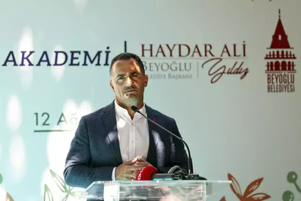 BEYOĞLU'NDA KOKU AKADEMİSİ AÇILDI