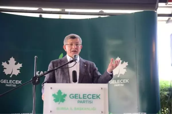 DAVUTOĞLU: KADINLARIN İÇİNDE OLMADIĞI İŞ BEREKETLİ OLMAZ