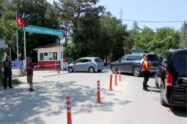 YUNANİSTAN'IN UYGULAMASI, GURBETÇİLERİ PAZARKULE'YE YÖNLENDİRDİ