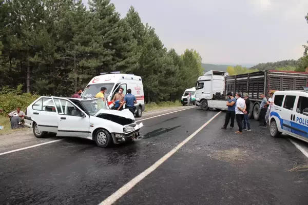 Otomobille tır çarpıştı: 2 yaralı