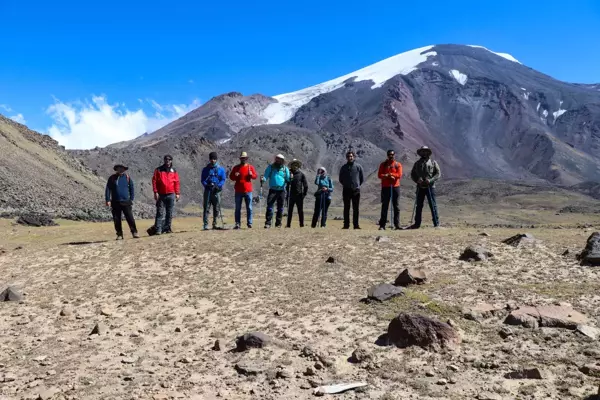 Huzura kavuşan Ağrı Dağı'nın Iğdır rotası da doğaseverlerin uğrak yeri oldu