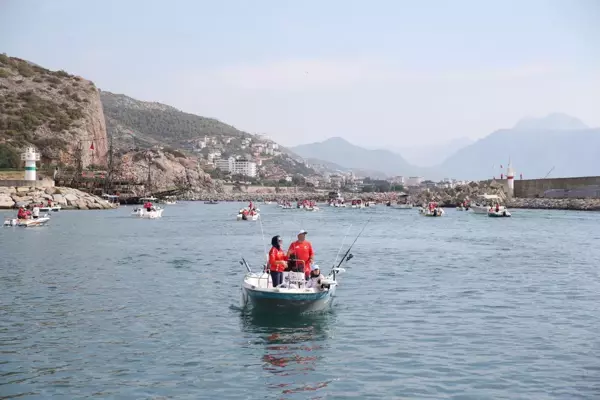 Alanya'da balıkçılık turnuvası başladı