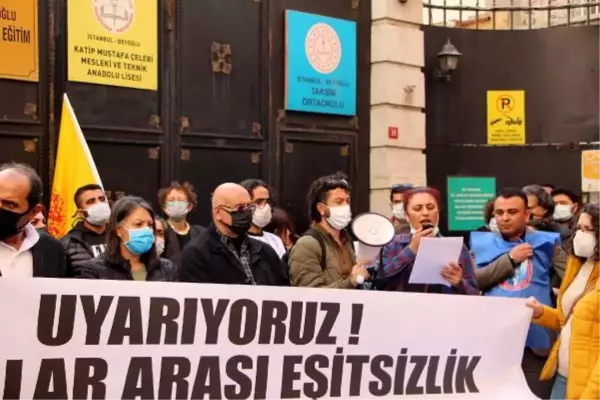 BEYOĞLU'NDA ÖĞRENCİLERİN ÖĞRETMENLERE UYGULADIĞI ŞİDDET PROTESTO EDİLDİ