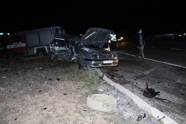 Şarkışla'da trafik kazasında 2 kişi yaralandı