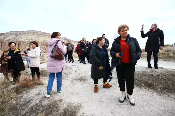 Kapadokya'ya direkt uçuşla ulaşan Moldovalı turistler bölgenin dokusundan etkileniyor