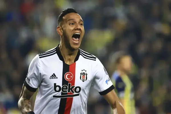 Eski takımı Fenerbahçe'ye golleri sıralayan Josef'ten çarpıcı yorum: İyi futbolcuyum