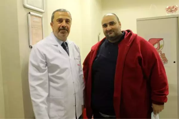 280 KİLOLUK KAZAK DOKTOR, KENDİNİ TÜRK DOKTORLARA EMANET ETTİ