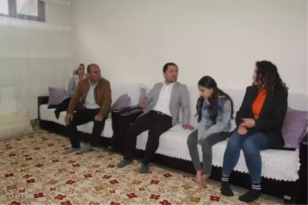 ŞIRNAK'TA ÖĞRETMENLER 'DUY BENİ' PROJESİ KAPSAMINDA BİR GECEDE 8 BİN 500 VELİ İLE GÖRÜŞTÜ