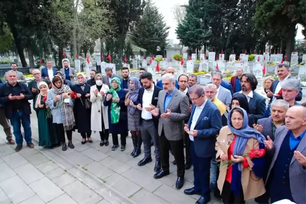 Son dakika haberleri! AK Parti İstanbul İl Başkanı Kabaktepe, Edirnekapı Şehitliği'ni ziyaret etti