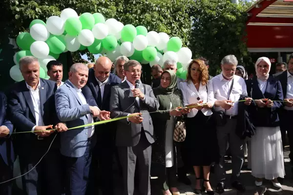 Gelecek Partisi Genel Başkanı Davutoğlu, Malatya'da temaslarda bulundu