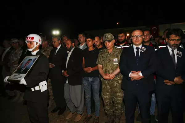 Son dakika haberi! Şehit Uzman Çavuş Abdullah Bayram, Diyarbakır'da son yolculuğuna uğurlandı