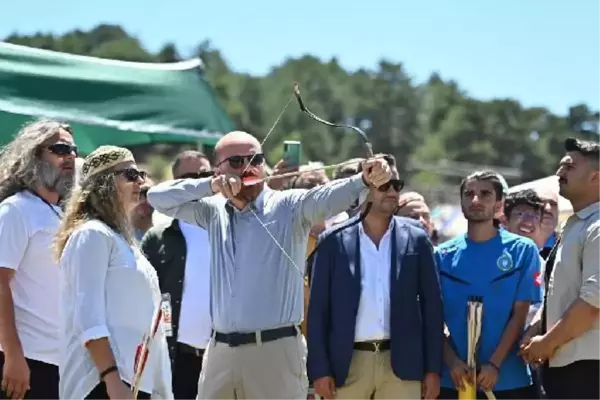 BİLAL ERDOĞAN, TÜRK DÜNYASI ATA SPORLARI ŞENLİĞİ'NE KATILDI