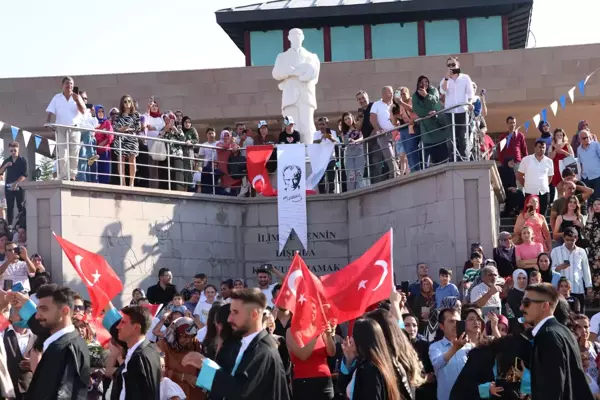 Niğde haberleri | Niğde Ömer Halisdemir Üniversitesinde mezuniyet töreni düzenlendi