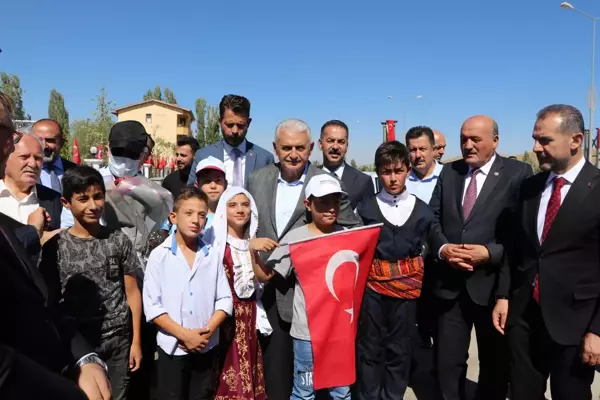 AK Parti'li Yıldırım, hayırsever iş insanı tarafından yaptırılan okulu açtı