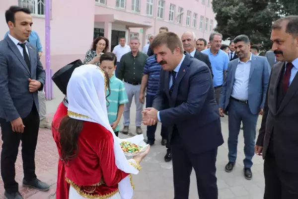 Iğdır haberleri! Iğdır'da Şehit Eren Bülbül Kütüphanesi açıldı