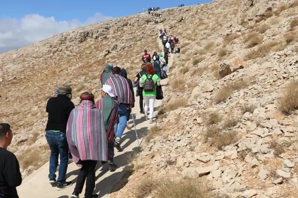 Nemrut Dağı'nda engellilere yönelik konser düzenlendi