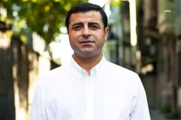 Son dakika politika: Ahmet Davutoğlu, Selahattin Demirtaş hakkındaki şikayetini geri çekti