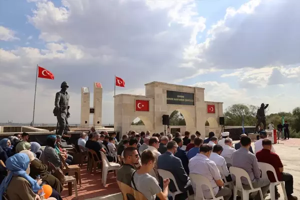 Edirne Asker Hastanesi Şehitliği'nde anma töreni