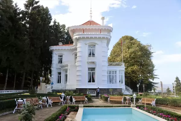 Atatürk Köşkü'nde Restorasyon Tamamlandı