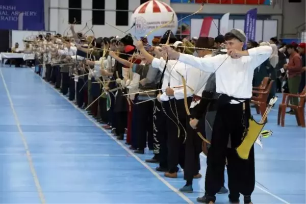 Geleneksel Türk Okçuluk Yıldızlar ve Gençler 100. Yıl Salon Türkiye Şampiyonası Samsun'da Başladı