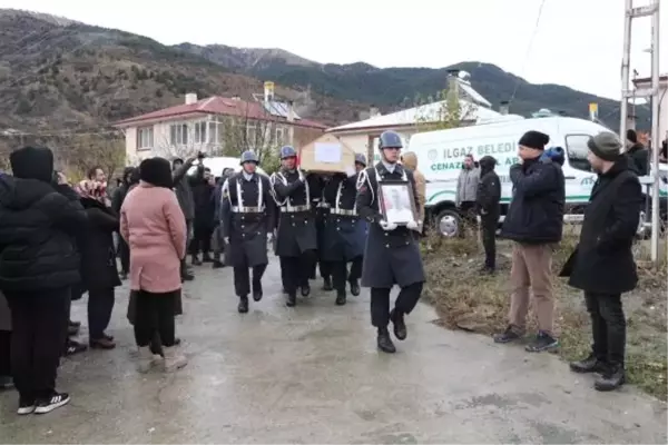 Ankara'da Asansör Tamiri Sırasında Tartışma: 15 Temmuz Gazisi ve Oğlu Öldürüldü