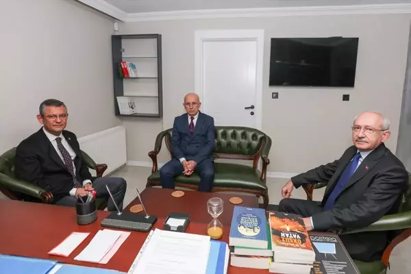 Özgür Özel, Kemal Kılıçdaroğlu'nu Ziyaret Etti