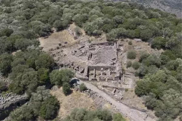 Manisa'da 2 Bin 700 Yıllık Antik Yolda Kazı Çalışmaları Tamamlandı