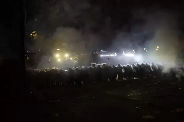 Gürcistan'da AB Müzakereleri Protesto Ediliyor