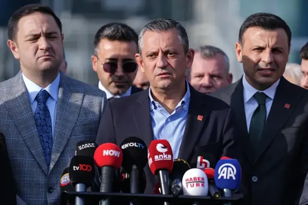 CHP lideri Özel'den ilginç