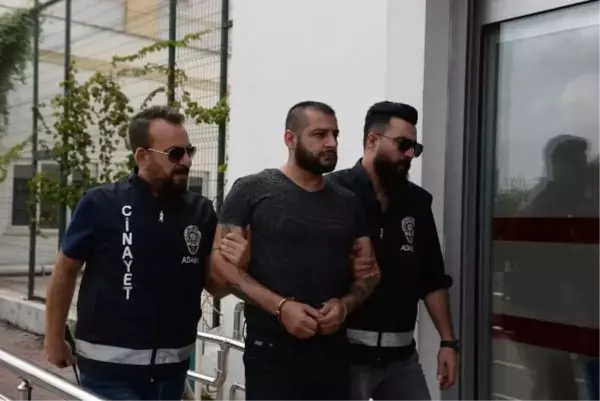 Son dakika haber | BARI BASIP, SİLAHLI KAVGADA MÜŞTERİYİ ÖLDÜREN ŞÜPHELİ, ARKADAŞININ EVİNDE YAKALANDI