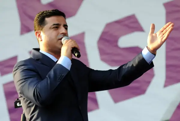 Selahattin Demirtaş'tan dikkat çeken sözler: Hapiste 'yattığımız' yalan yani