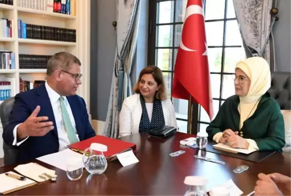 COP26 Başkanı Sharma'dan Emine Erdoğan'a teşekkür ziyareti