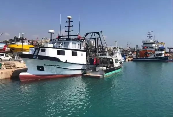 Mersin'de Balıkçılar Sezonun Açılmasını Bekliyor