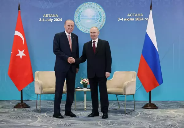 Cumhurbaşkanı Erdoğan, Putin ile bir araya geldi