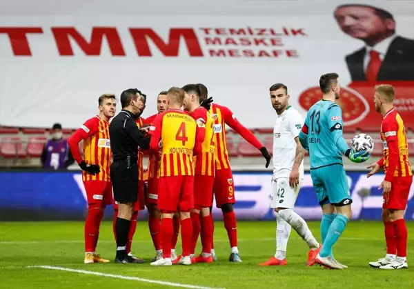 Kayserispor, Konyaspor maçında oyundan atılan Lennon'ın kartını iptal istiyor