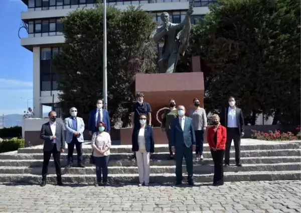 Son dakika haber! ŞEHİT GAZETECİ HASAN TAHSİN, MESLEKTAŞLARI TARAFINDAN ANILDI