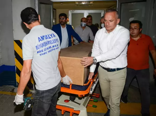 Vefat eden eski milli güreşçi Mustafa Dağıstanlı için TBMM'de tören düzenlenecek