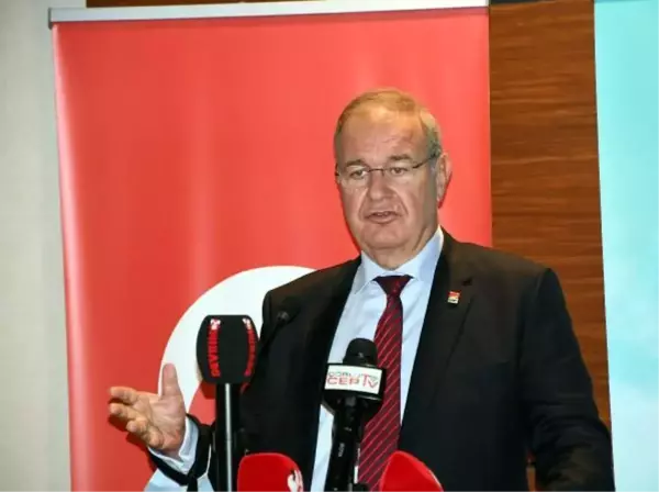 CHP'Lİ ÖZTRAK'TAN 'MEHMET ŞİMŞEK' AÇIKLAMASI: GÜNDEMİMİZDE YOK