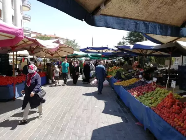 Ankara'da 65 yaş üstü kısıtlamasına ilk gün uyulmadı